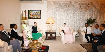 খালেদা জিয়ার সঙ্গে বিদেশি কূটনীতিকের সাক্ষাৎ