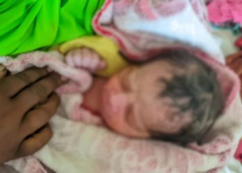 সন্তানকে হাসপাতালে রেখে মা উধাও