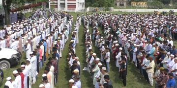 চিরনিদ্রায় শায়িত সাবেক রাষ্ট্রপতি একিউএম বদরুদ্দোজা চৌধুরী