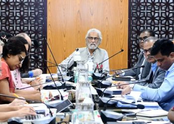 নিজ দেশের মানুষের বিরুদ্ধে বুলেট ব্যবহার করা যায় না