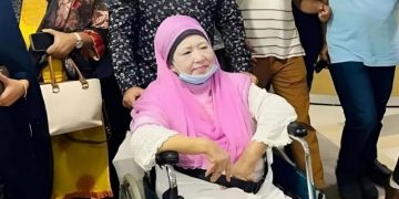 খালেদা জিয়া লন্ডন যাচ্ছেন ৮ নভেম্বরে