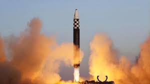 উত্তর কোরিয়ার মিসাইল পরীক্ষা