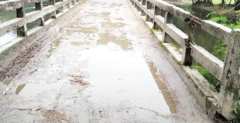 ১২ বছরেও মেরামত হয়নি ঝুঁকিপূর্ণ সেতু