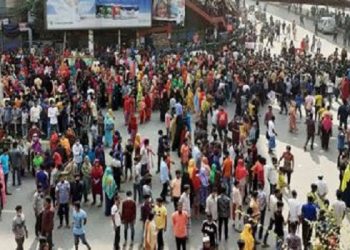 মিরপুরে গার্মেন্টসে তাণ্ডব