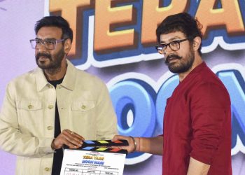 ২৭ বছর পর ফের একসঙ্গে অজয়-আমির