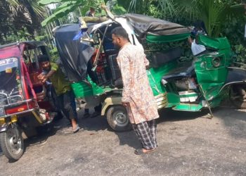 বাবার অটোরিকশাতেই অন্তিম যাত্রা