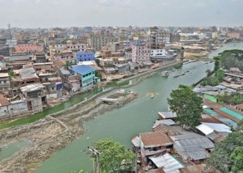 চট্টগ্রামে খালপাড়ে দুই হাজার ভবন