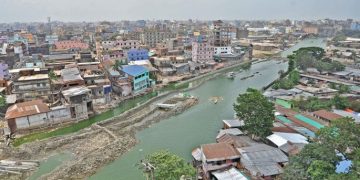 চট্টগ্রামে খালপাড়ে দুই হাজার ভবন