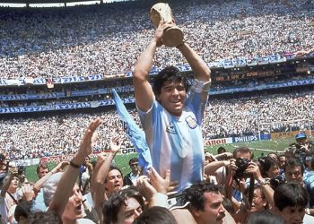 ম্যারাডোনার চিরবিদায়ের চার বছর আজ