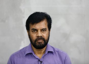 গোয়েন্দা সংস্থাগুলো কেন জানতে পারছে না