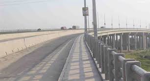 ব্যয়বহুল ঢাকা-মাওয়া এক্সপ্রেসওয়ে