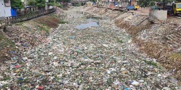 খাল যেন ময়লার ভাগাড়