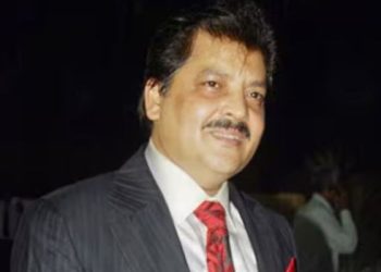 ১০ টাকা জরিমানা উদিত নারায়ণের