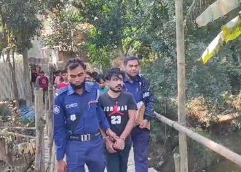 মাথা বিচ্ছিন্নের পর শরীর আগুনে পোড়ায় রনি