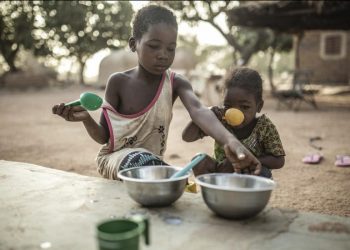 ক্ষুধা দূরীকরণে বৈশ্বিক লড়াই ব্যর্থ কেন