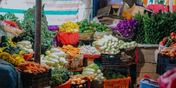 ফল ও সবজিতে কীটনাশকের ব্যবহার সবচেয়ে বেশি