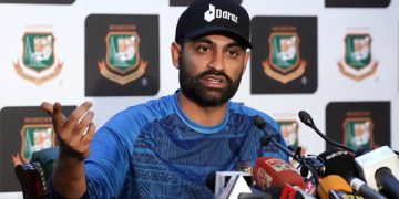 জাতীয় দলে ফেরার সিদ্ধান্ত নিতে সময় চাইলেন