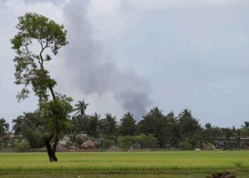 গোলাগুলির শব্দে ফের কাঁপছে তমব্রু সীমান্ত