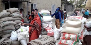 জনগণের সম্পদ চুরি করে যারা খায়