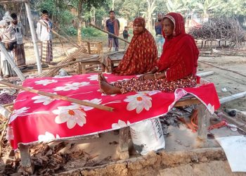 বিয়ে থেকে ফিরে মাজেদা দেখলেন ঘর নেই