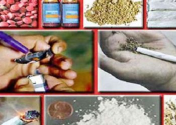 হাত বাড়ালেই মাদক