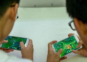 ইন্টারনেটের যুগে সত্যিকারের খেলা ভুলতে বসেছি