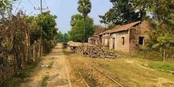 অবহেলায় বিলীন হওয়ার পথে ফেনী-বিলোনিয়া রেলপথ