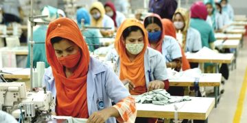 শ্রমিকদের স্বার্থ বিবেচনায় আনা উচিত