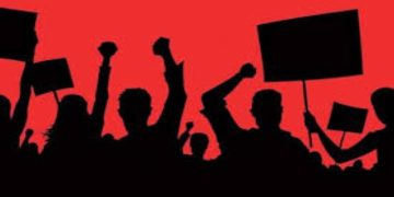 দাবির আন্দোলন থামছে না