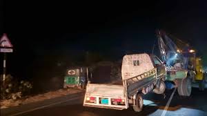 ফেনীতে পিকআপ-কাভার্ডভ্যান সংঘর্ষ