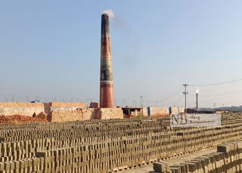 ম্যানেজ’ করে চলছে অবৈধ ইটভাটা