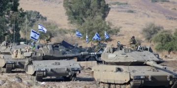 গাজার আশপাশে জড়ো হচ্ছে ইসরায়েলি সেনা