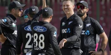 ত্রি-দেশীয় সিরিজে অপরাজিত চ্যাম্পিয়ন নিউজিল্যান্ড