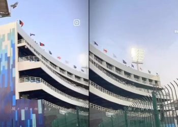 পাকিস্তান স্টেডিয়ামে নেই ভারতের পতাকা