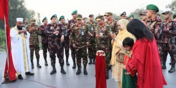 মেজর সিনহার স্মরণে স্মৃতিফলক উদ্বোধন করলেন