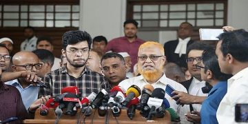 রায় শুনে যা বললেন আবরার ফাহাদের মা, বাবা ও ভাই