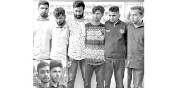 মুক্তিপণ নিয়ে পালানোর সময় পুলিশের ৫ সদস্য আটক