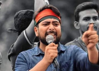 নাহিদ ইসলামকেই কেন নেতা হিসেবে বেছে নিলো