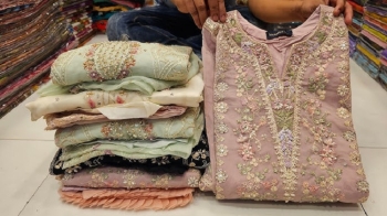ঈদে রাজধানীর মার্কেটগুলোতে ভারতীয় কাপড়ের চাহিদা কম