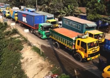 ঈদের আগে ও পরে ৬ দিন মহাসড়কে চলবে না ট্রাক-কাভার্ডভ্যান