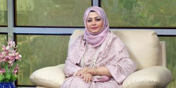 আমাকে ‘হেনা আপা’ বলে ডাকে