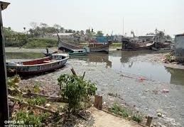 চরম ভোগান্তি পানির অভাবে