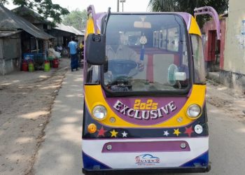 নন্দীগ্রামের রাস্তায় তেল-মবিল ছাড়াই চলছে পরিবেশ বান্ধব মিনিবাস