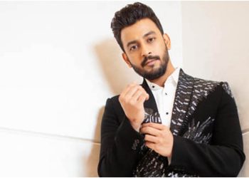 ভাগ্য পরীক্ষায় নামলেন বনি