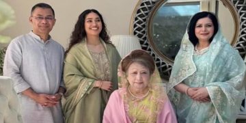 দেশে ফিরছেন খালেদা জিয়া, প্রস্তুত হচ্ছে এয়ার অ্যাম্বুলেন্স