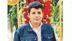 সুমিত সাহাকে পুলিশে দিল ছাত্র-জনতা