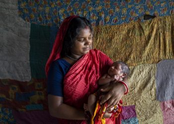 পর্যাপ্ত তহবিল না দিলে বাংলাদেশে মাতৃস্বাস্থ্য ঝুঁকিতে পড়বে