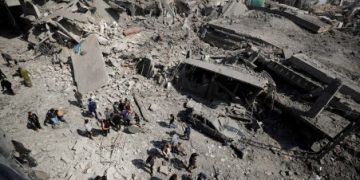 গাজা যেন ভয়ানক মৃত্যুপুরী