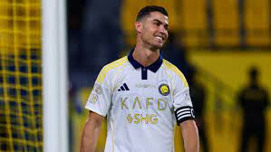 রোনালদোকে ছাড়তে রাজি নয় আল নাসর