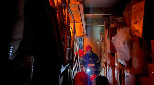 পল্টনে সাব্বির টাওয়ারে লাগা আগুন নিয়ন্ত্রণে